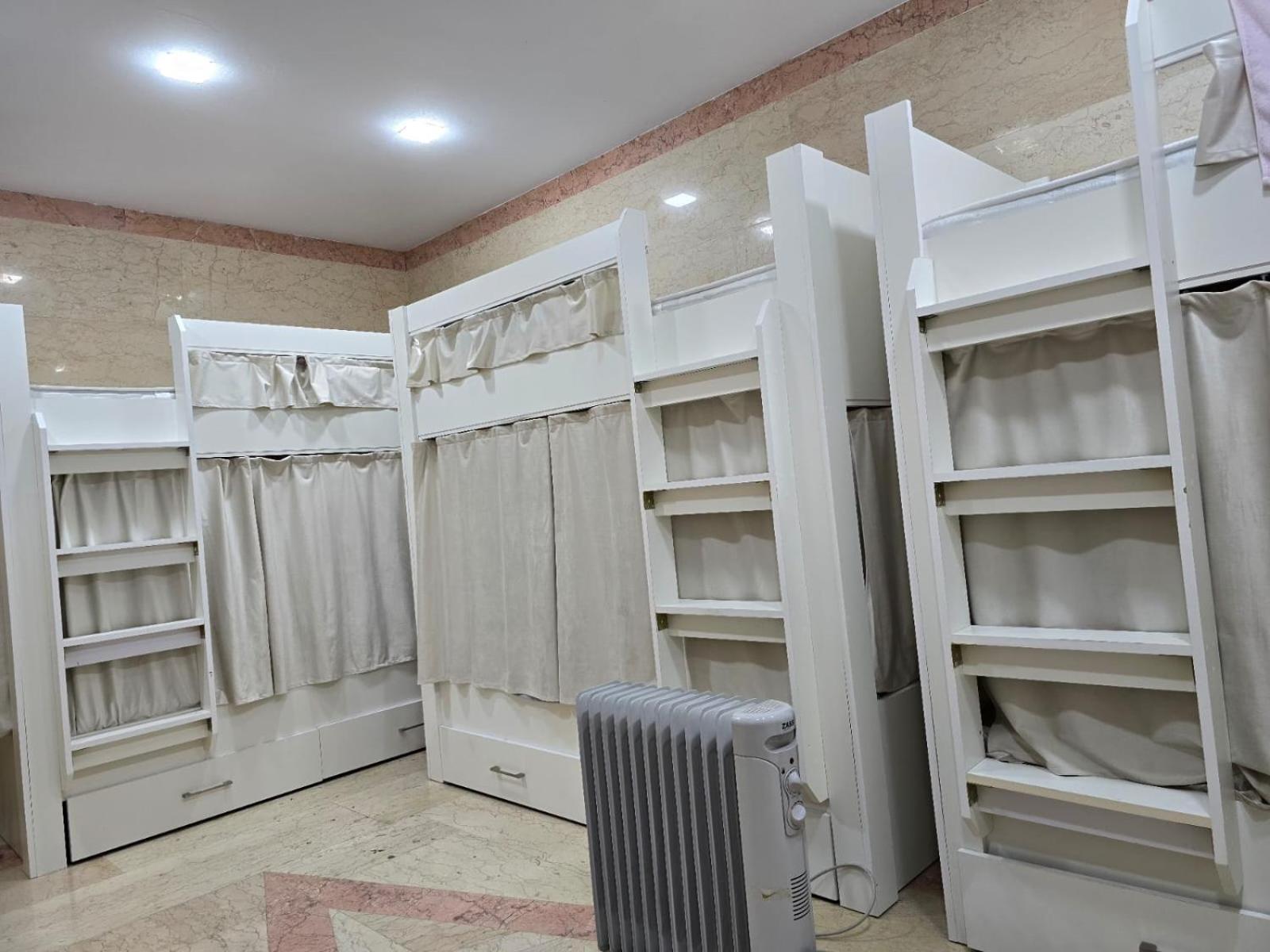 Cafe Terrace Hostel Baku Bagian luar foto