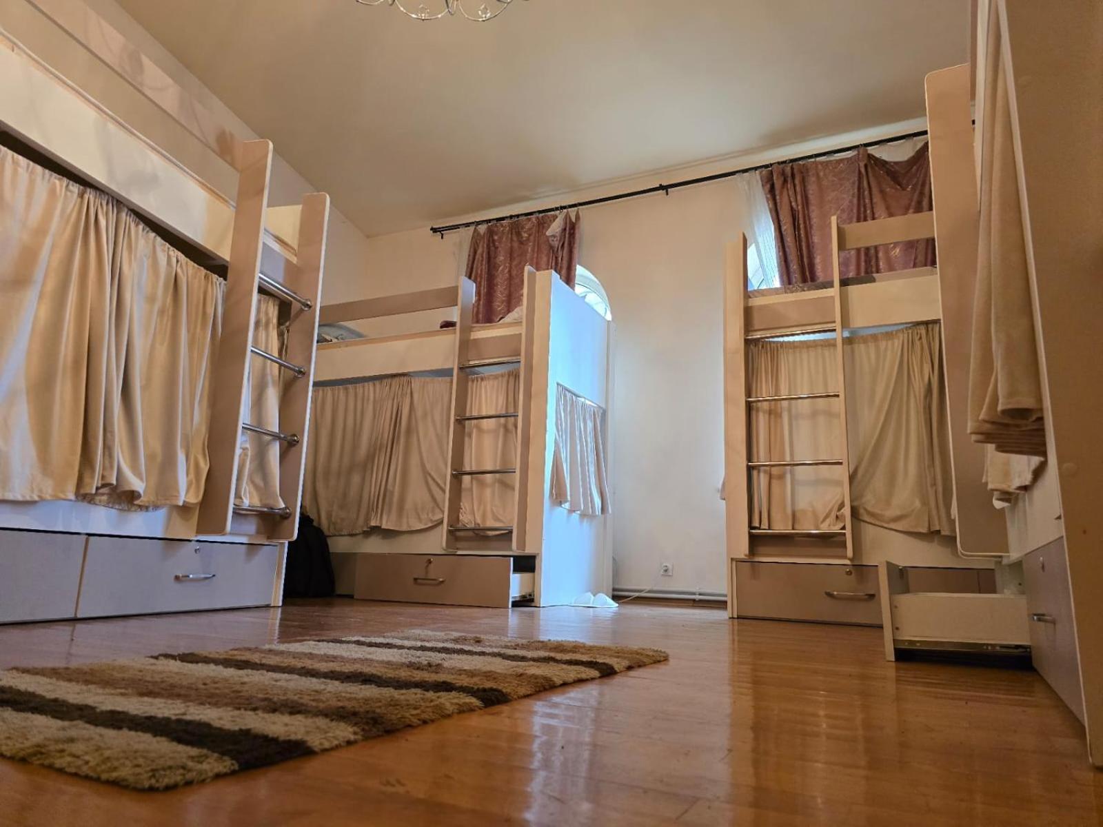 Cafe Terrace Hostel Baku Bagian luar foto
